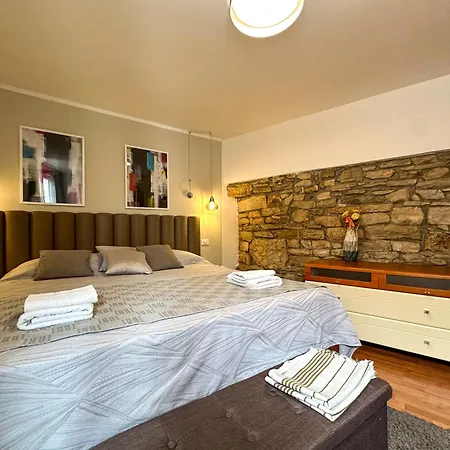 Apartament Barica *
