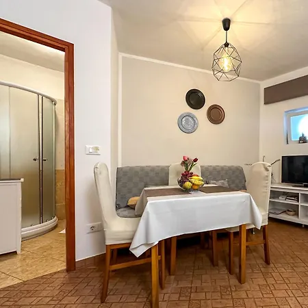 Barica Διαμέρισμα Novigrad Istria